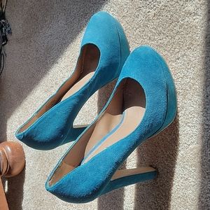 Steve Madden Turqoise Pumps
